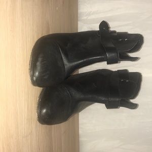 Leather boots that run small